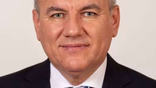 denes1.jpg