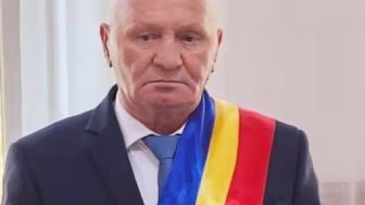 tomsa.jpg