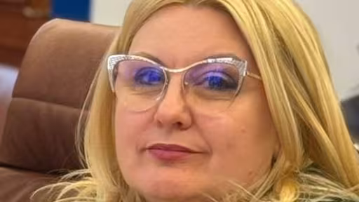 julia.jpg